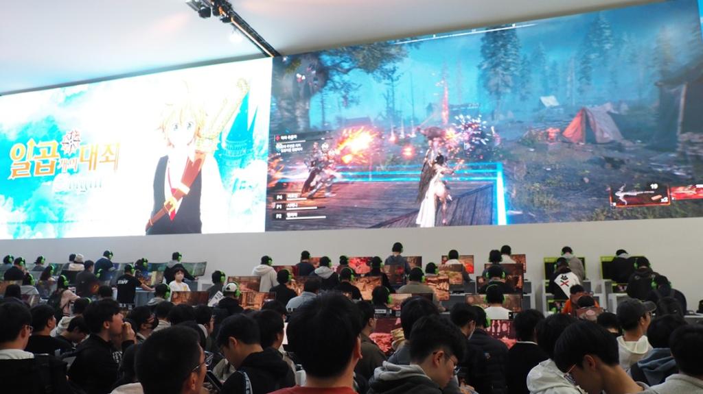 韩国黑暗奇幻四人合作动作游戏《EVILBANE》展示