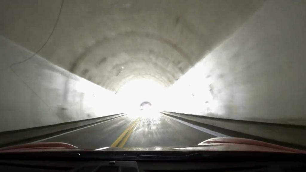 洛杉矶“死亡隧道”！网友开车还原Vince死亡时刻