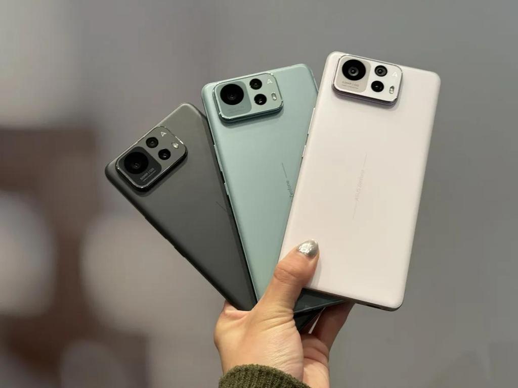 华硕退出手机市场 全力进军商用PC和实体AI