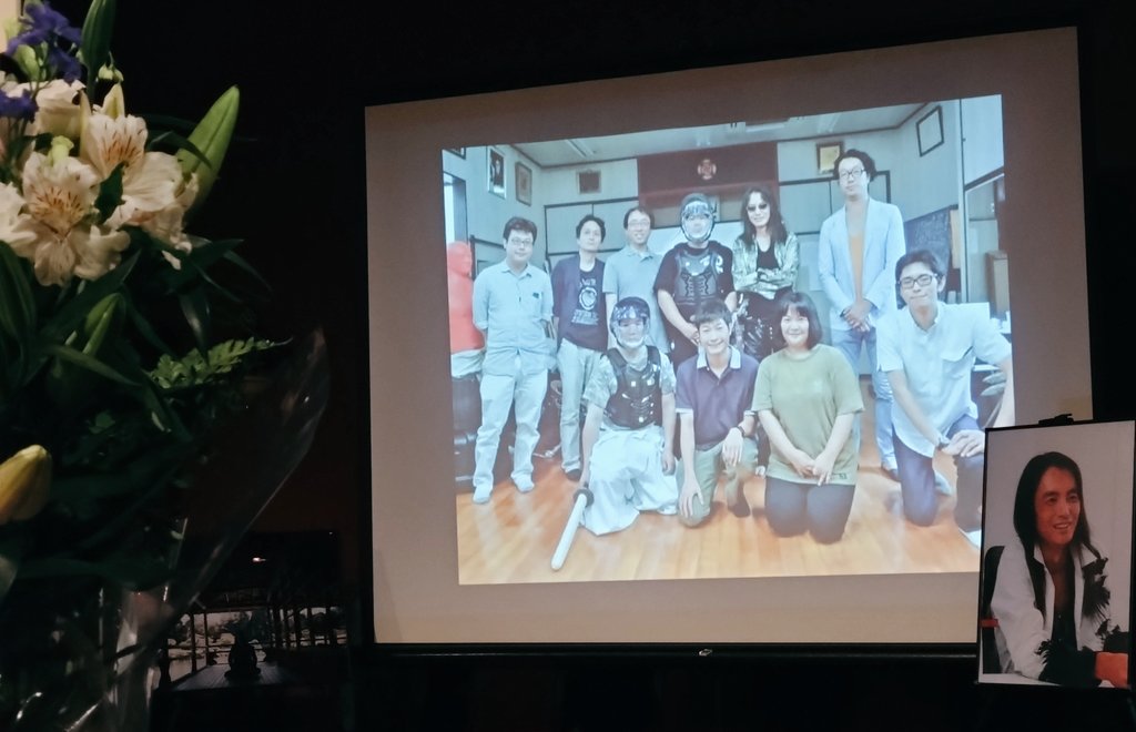 光荣特库摩副总裁为板垣伴信致悼词：你真是个纯真又酷的人